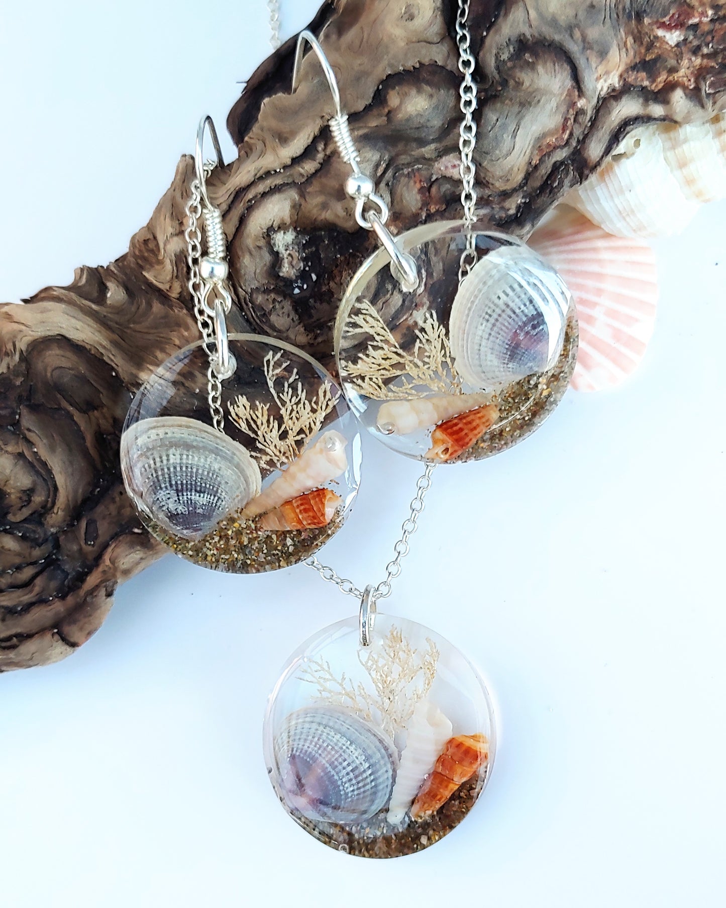 Earring & Necklace Set - Round with Blue Clam Shell (one-off)