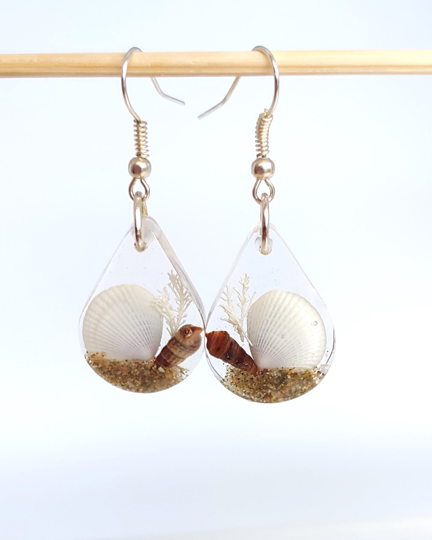 Earrings - Clam Shell - Round, Oval or Teardrop