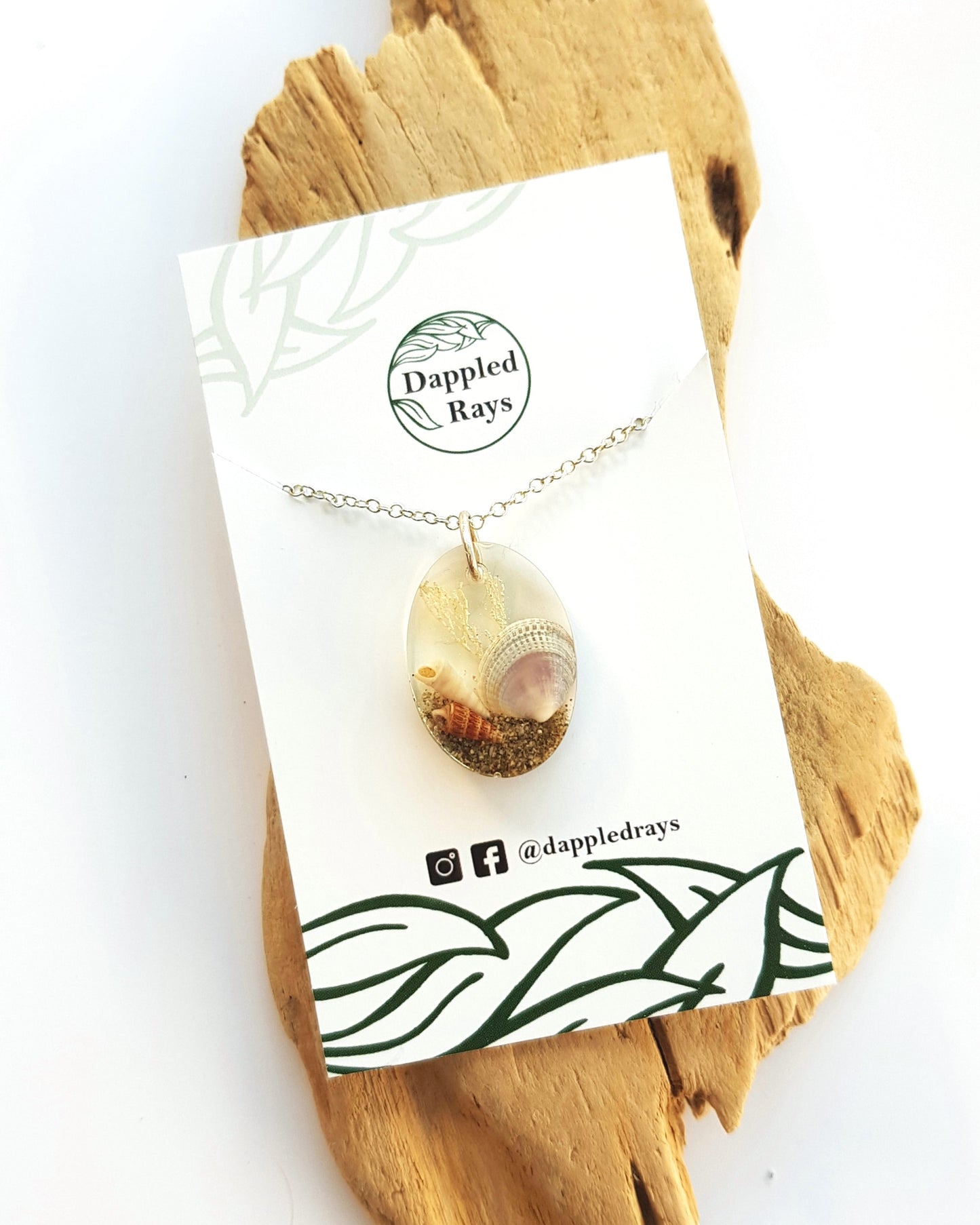 Necklace - Oval with Clam Shell