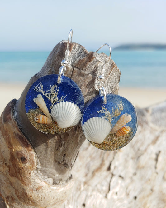 Earrings NEW - Round with Clam Shell - Ocean Blue