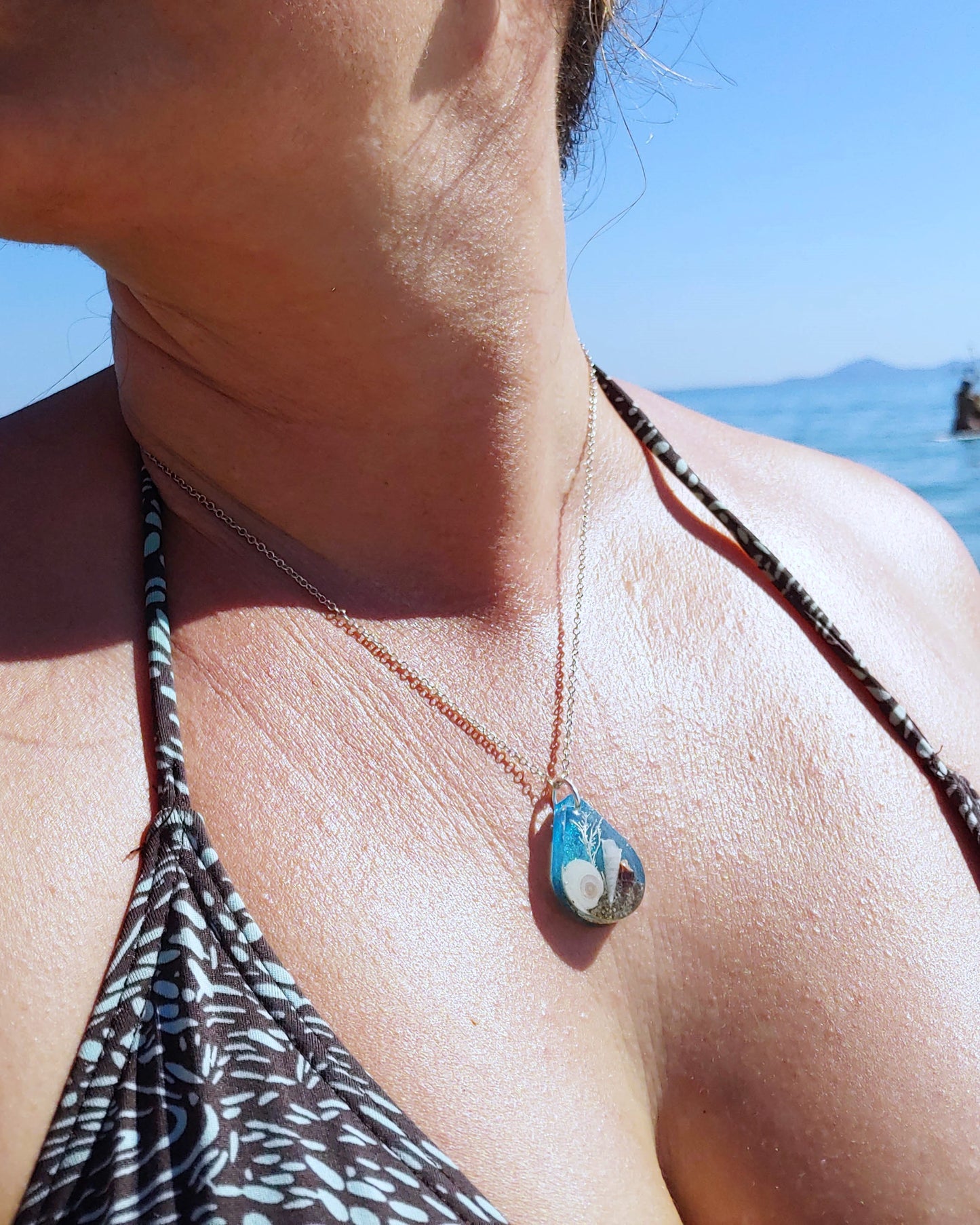 Necklace NEW - Teardrop with Cat's Eye Shell - Turquoise