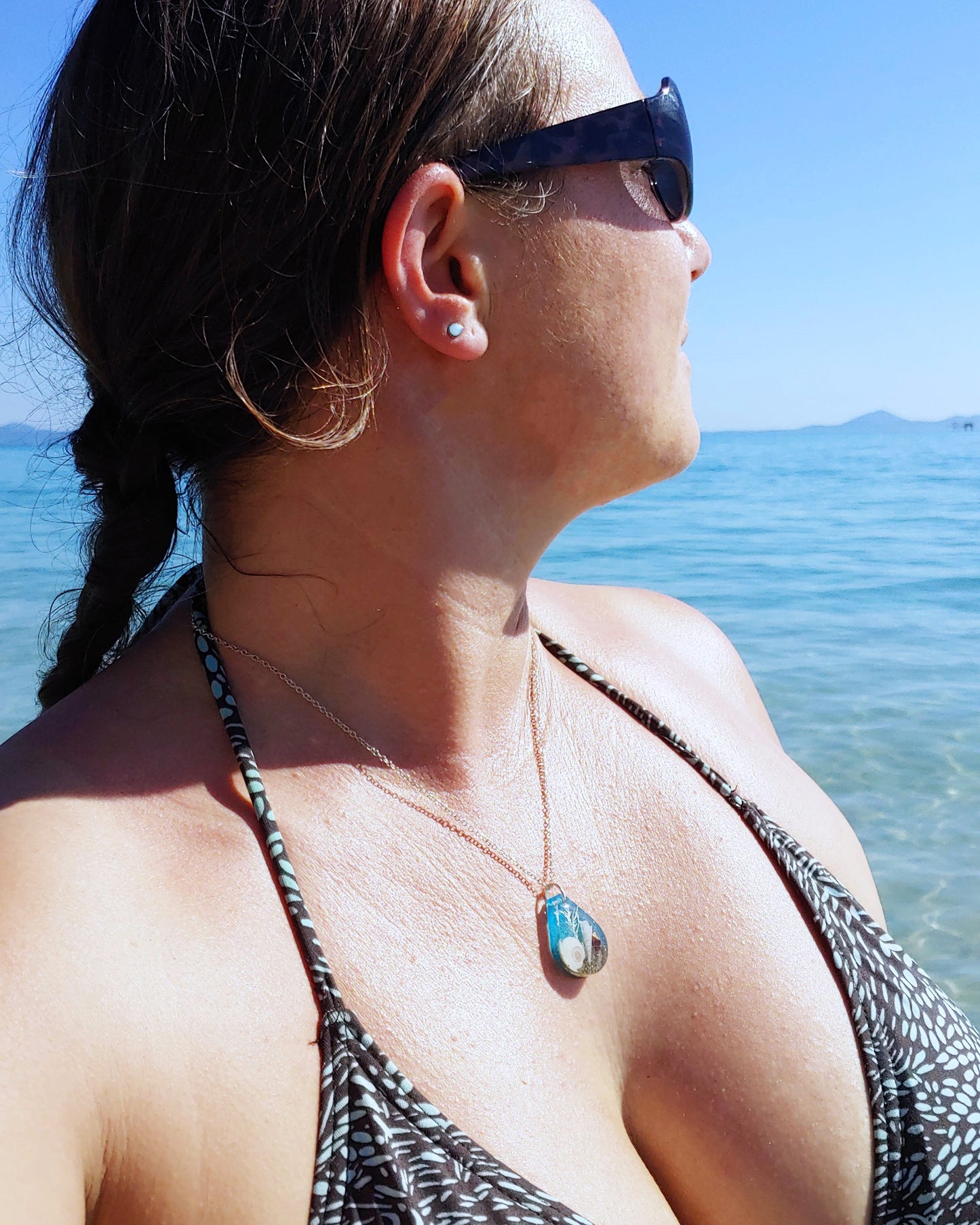 Necklace NEW - Teardrop with Cat's Eye Shell - Turquoise