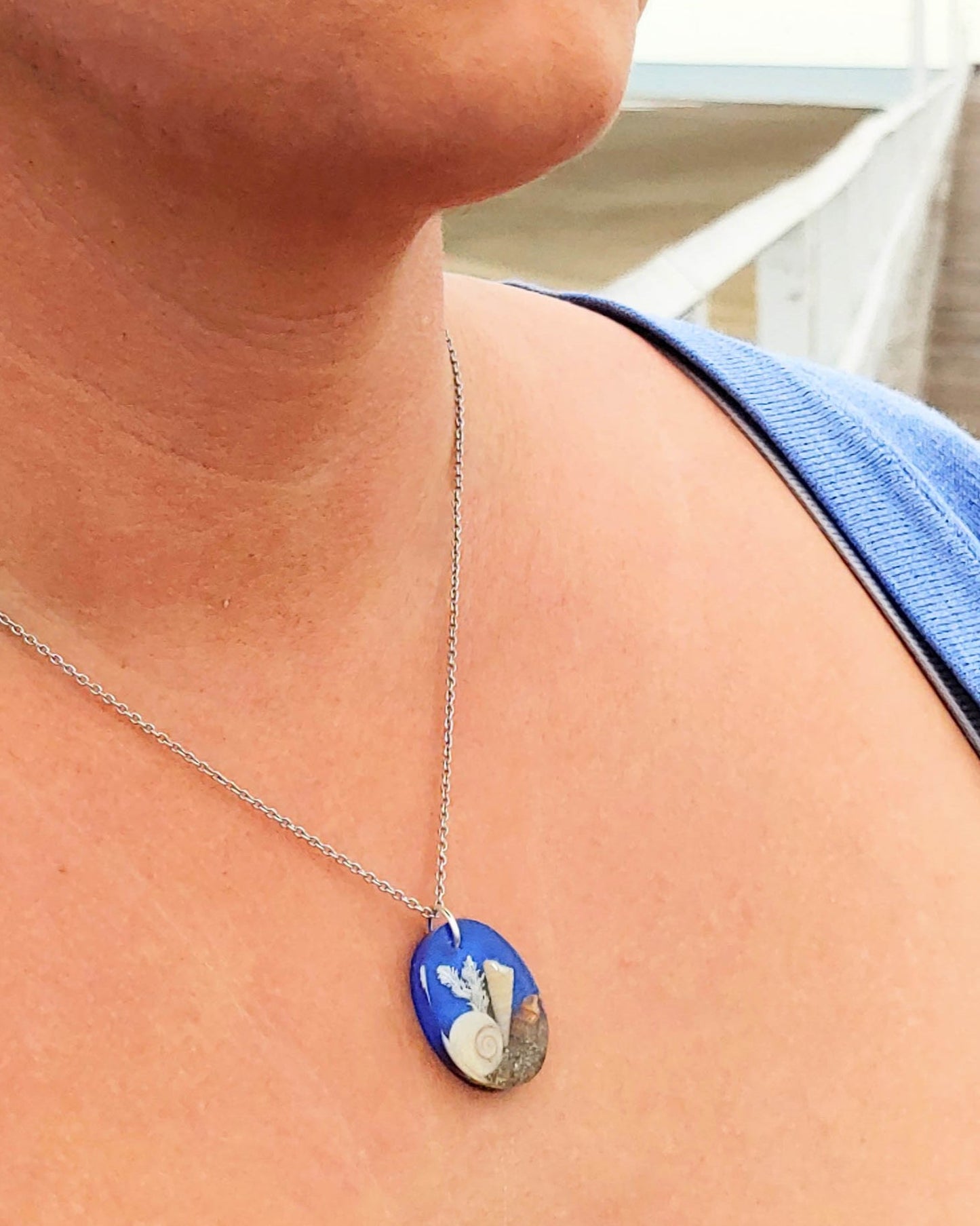 Necklace NEW - Oval with Cat's Eye Shell - Sea Blue