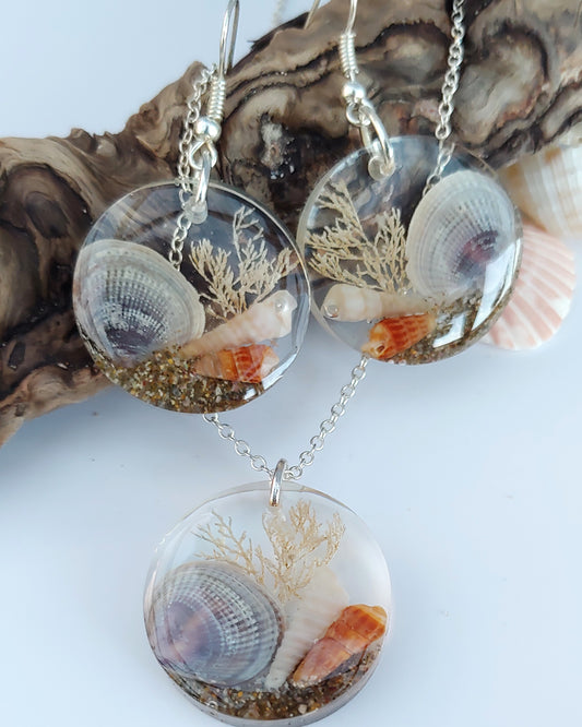 Earring & Necklace Set - Round with Blue Clam Shell (one-off)