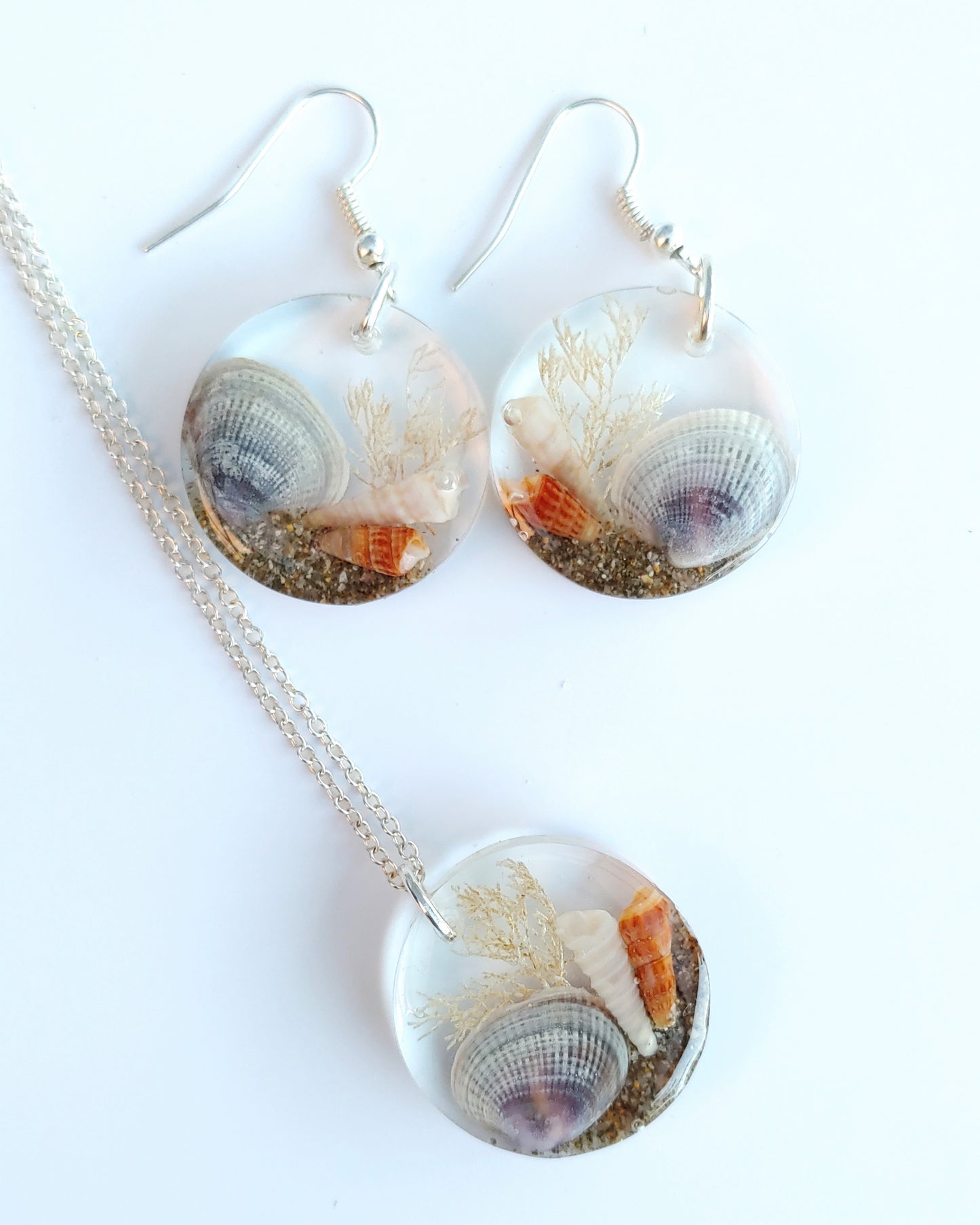 Earring & Necklace Set - Round with Blue Clam Shell (one-off)