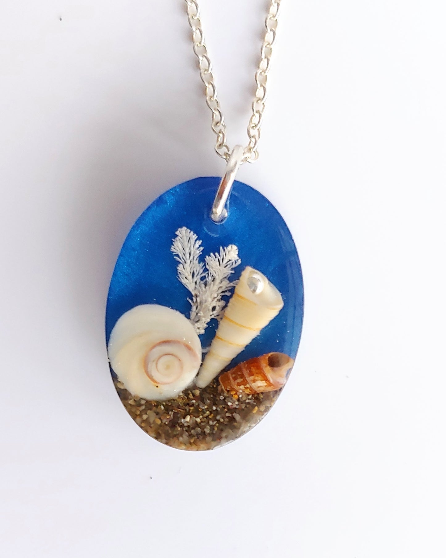 Necklace NEW - Oval with Cat's Eye Shell - Sea Blue