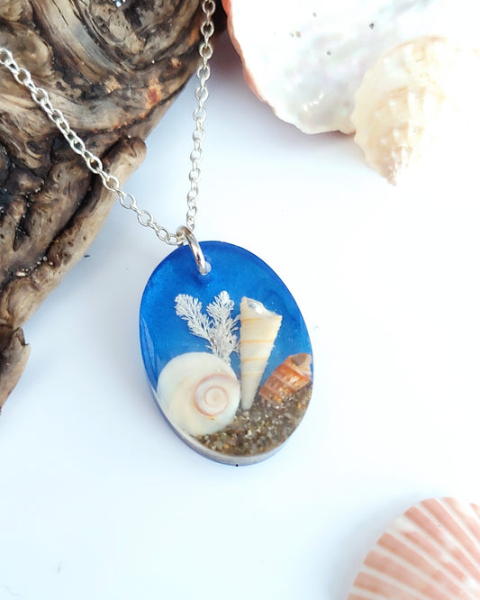 Necklace NEW - Oval with Cat's Eye Shell - Sea Blue