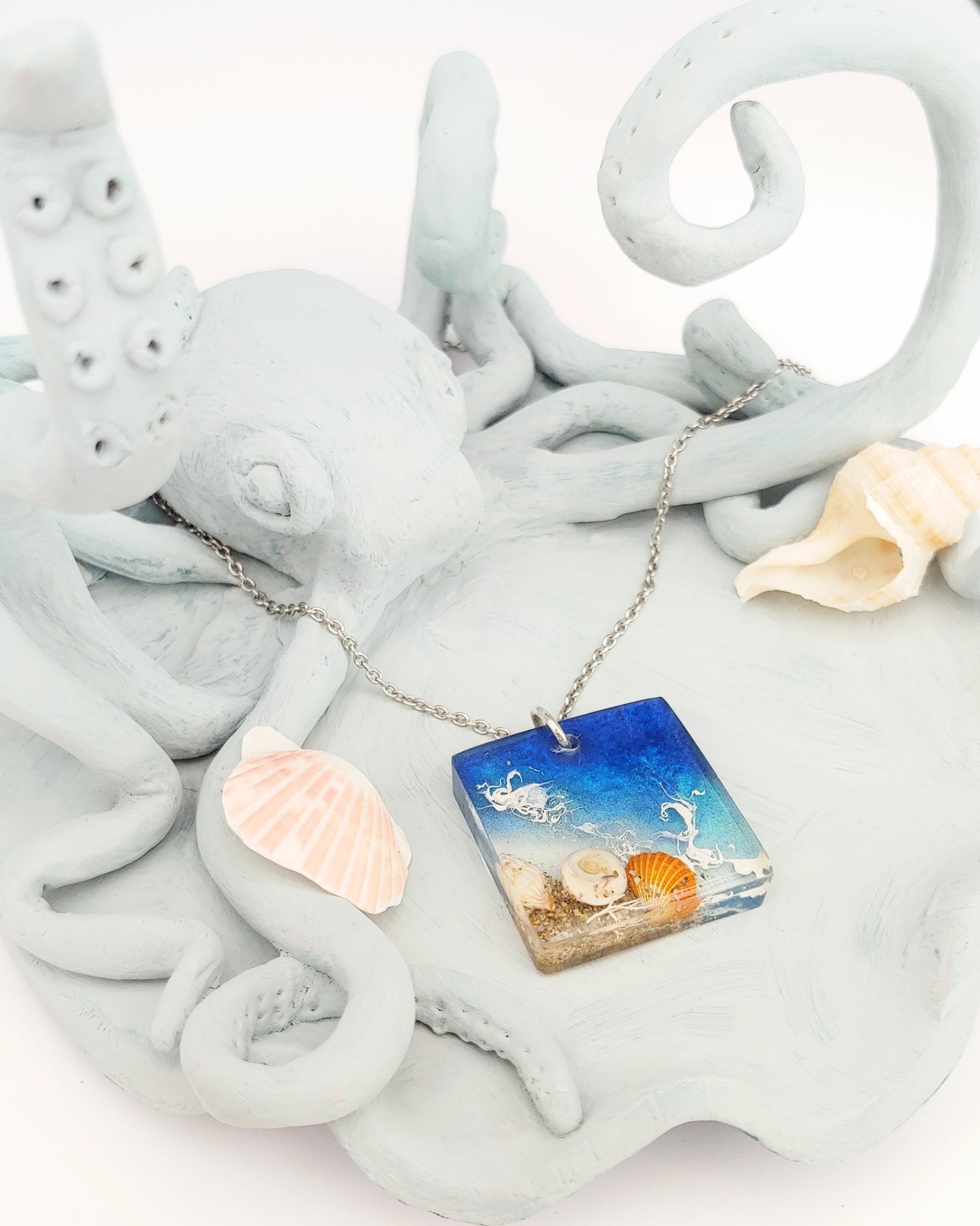 Necklace NEW - Square Tropical Shore Design